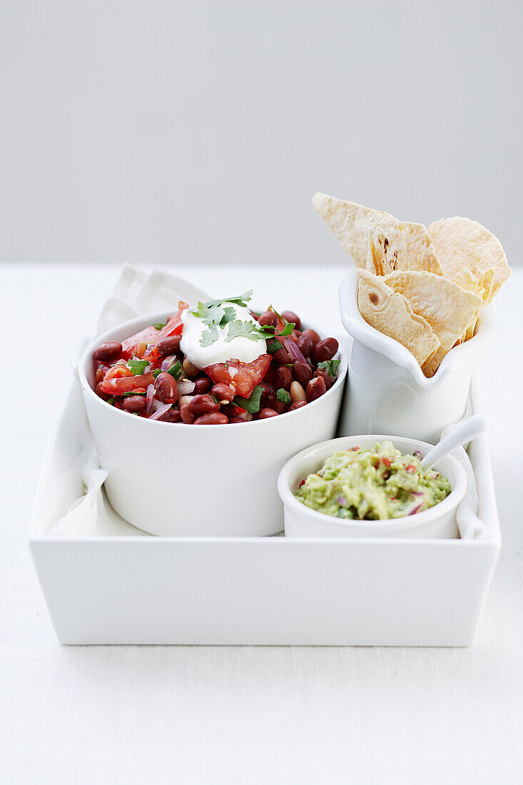 Mexican bean salad with tortilla chips