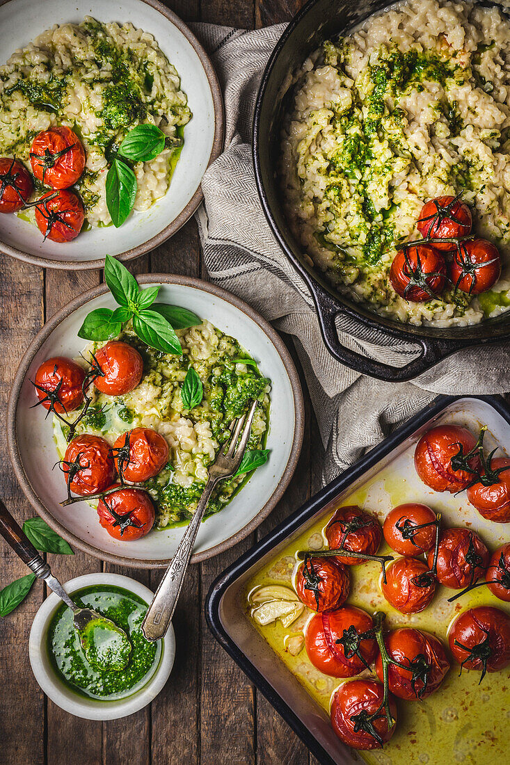 Risotto of grilled tomatoes and pesto