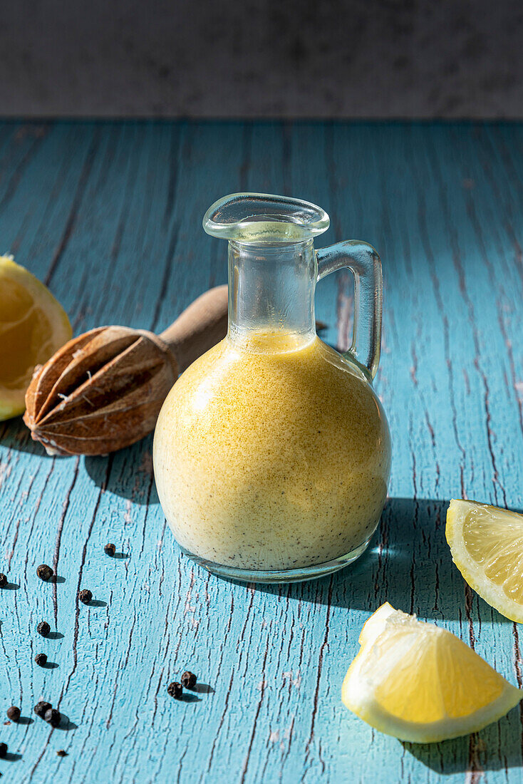 Homemade garlic and lemon dressing