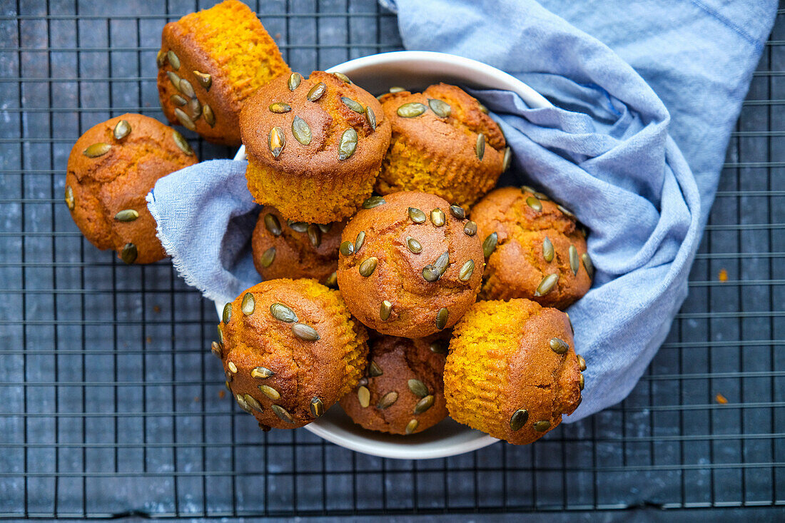 Kürbis-Maisbrot-Muffins