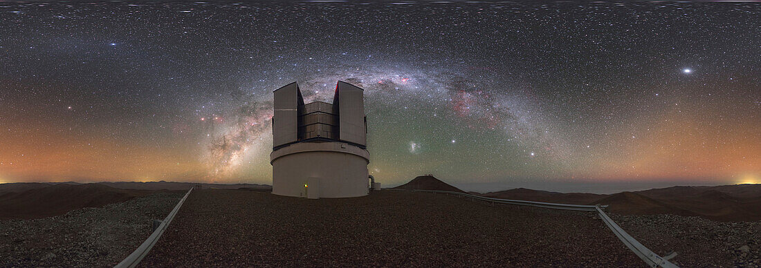 VISTA telescope at night, Chile