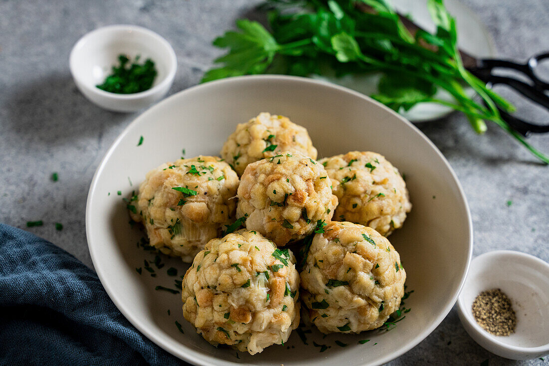 Vegane Semmelknödel