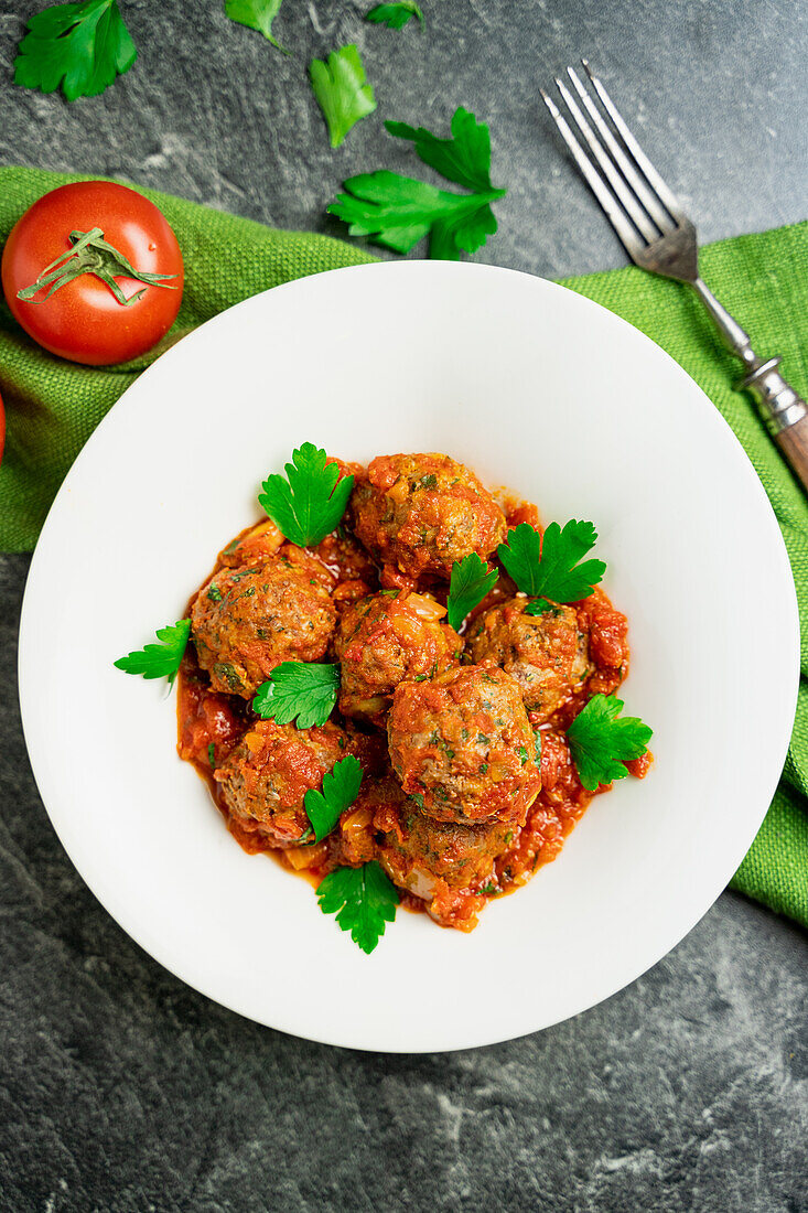 Mediterranean meatballs with mozzarella filling