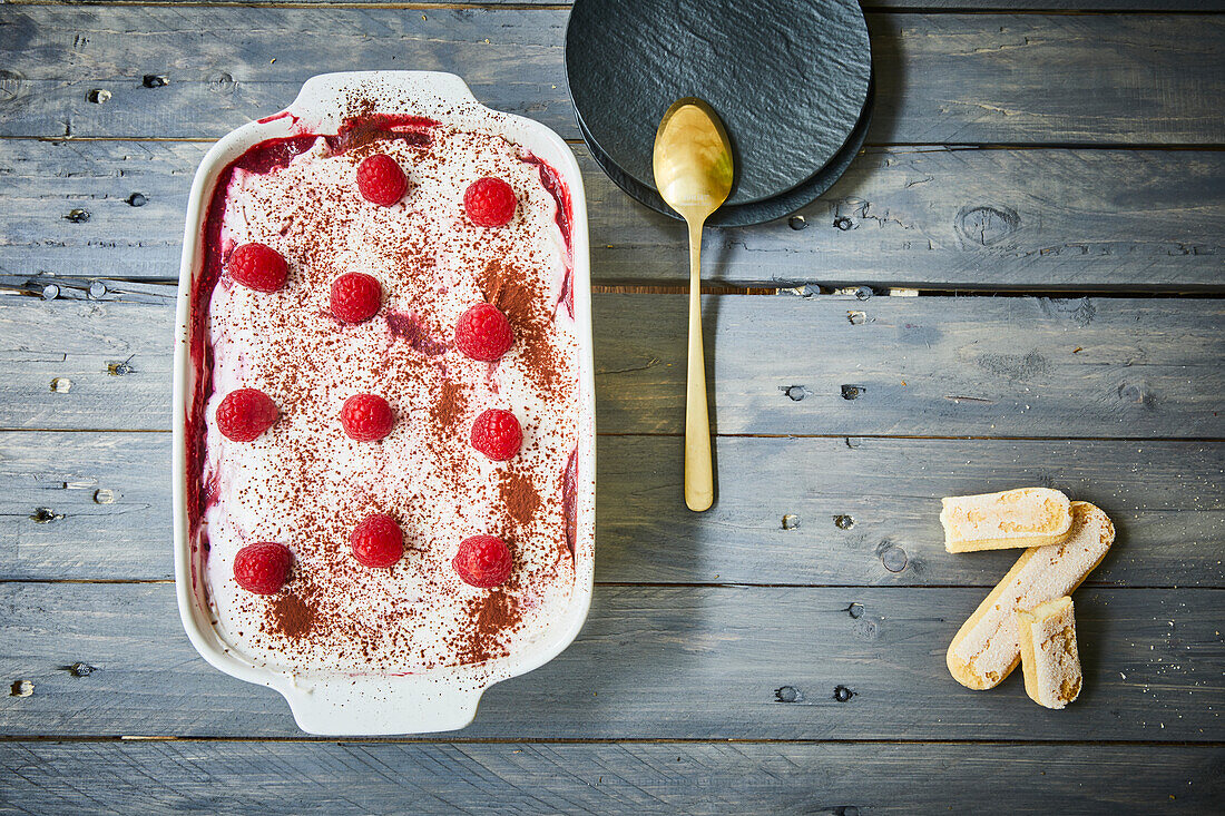 Tiramisu mit Himbeeren