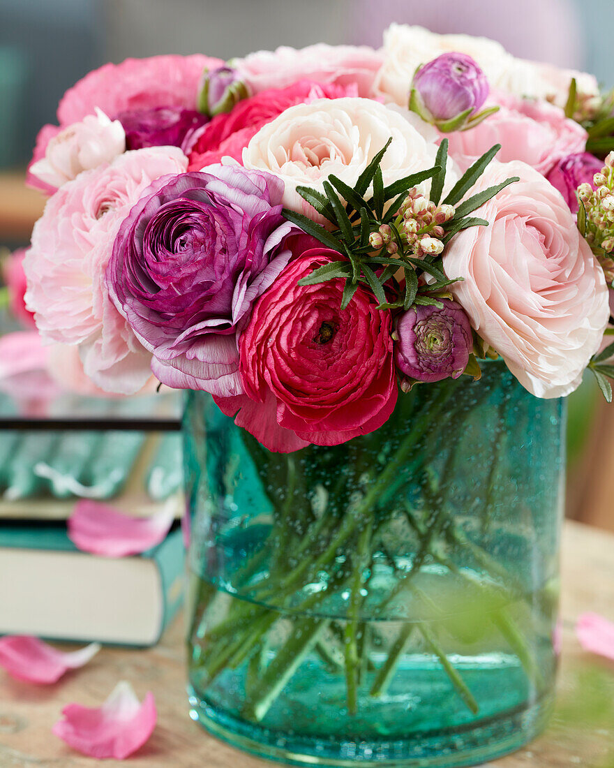 Ranunculus Romance mixed bouquet