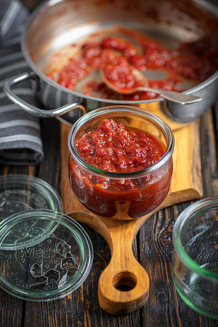 Tomato relish