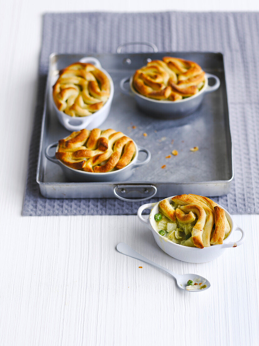 Kartoffel-Lauch-Pot-Pies mit Cheddar