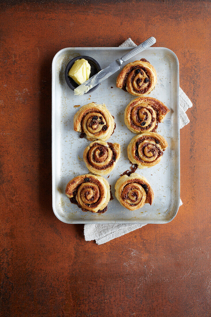 Sticky cinnamon rolls