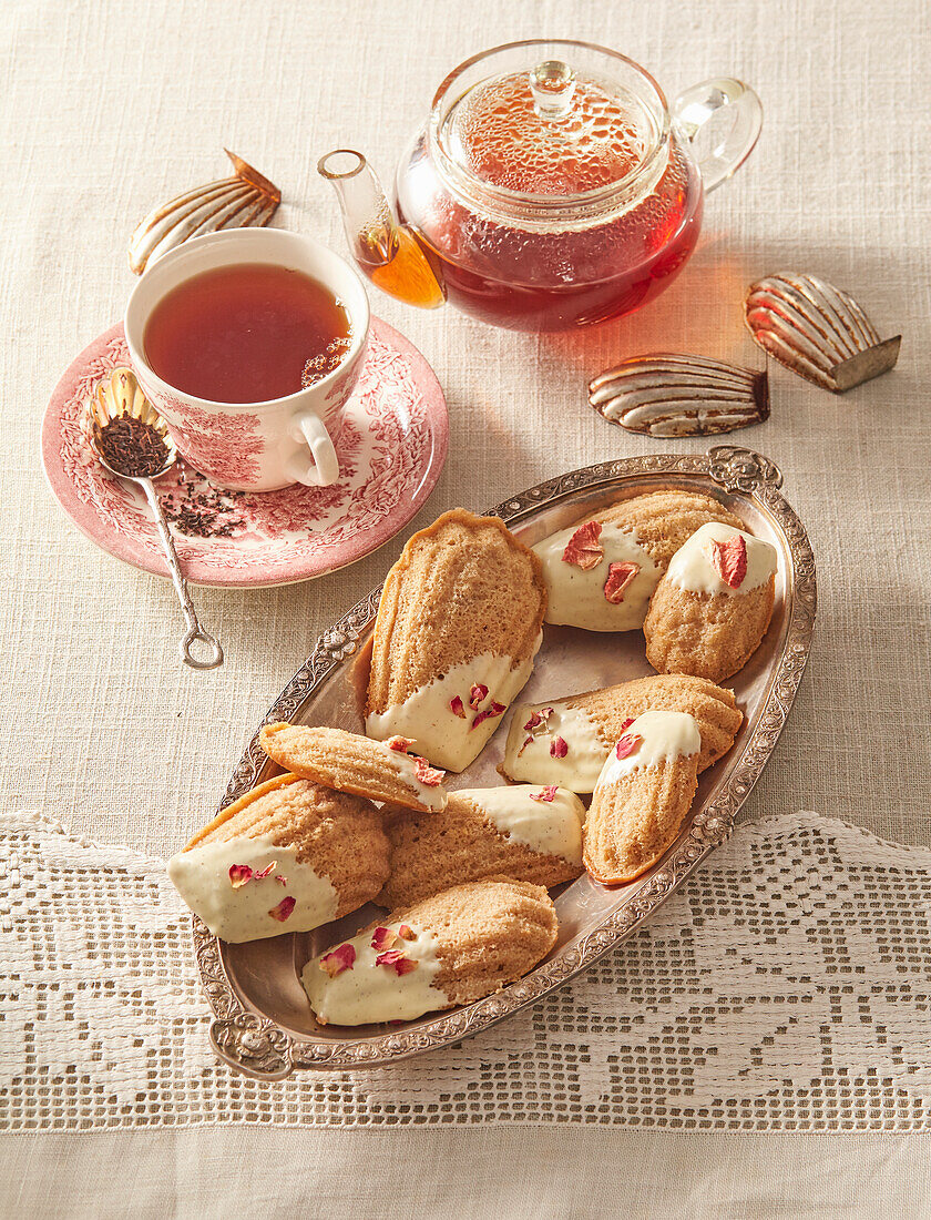 Madeleines with bergamot