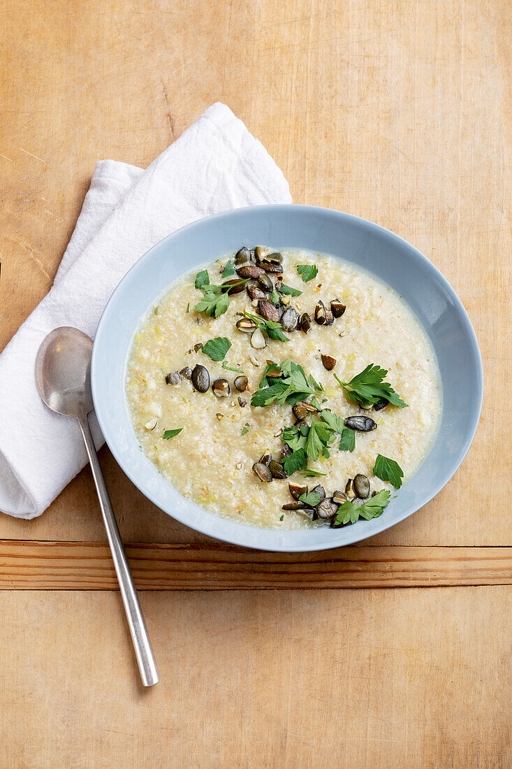 Oat leek soup