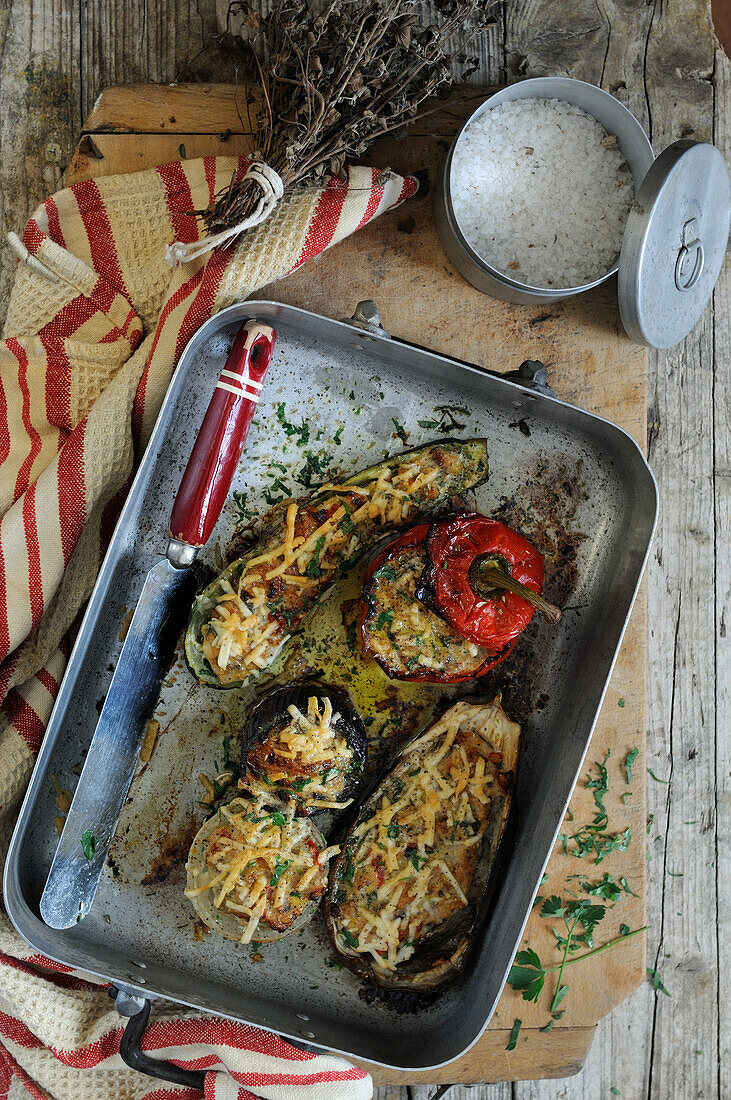 Stuffed Mediterranean vegetables