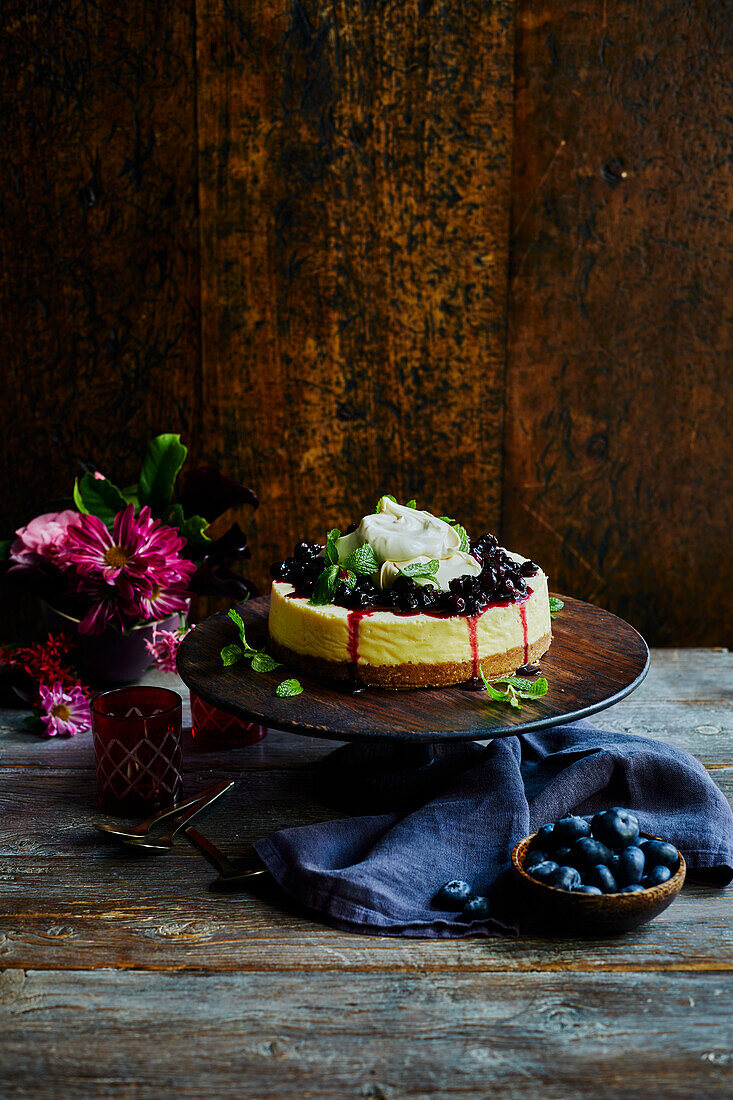 Slow cooker blueberry cheesecake
