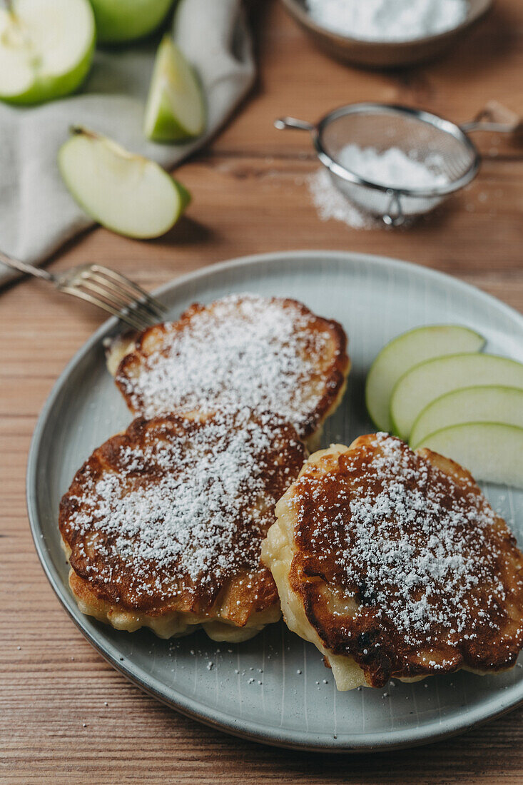 Racuchy (apple pancakes with kefir, Poland)