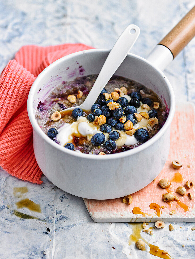 Warming quinoa porridge