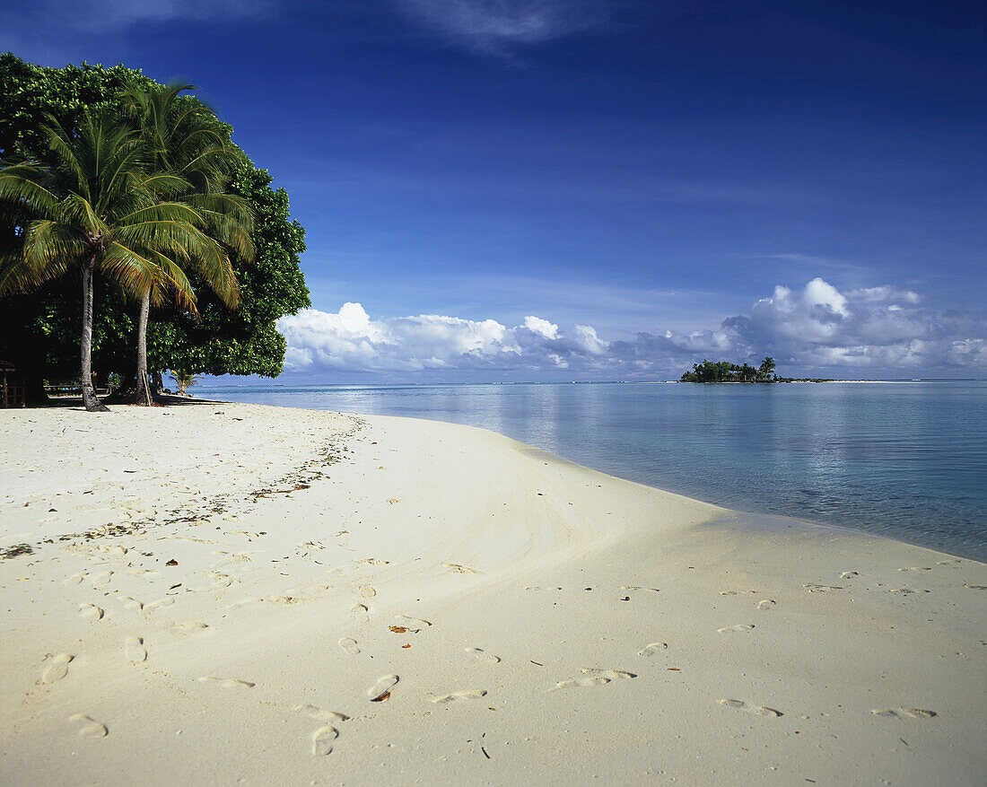 Soi Lik Island, About An Hour Boat Ride From Kaviang; New Ireland, Papua New Guinea