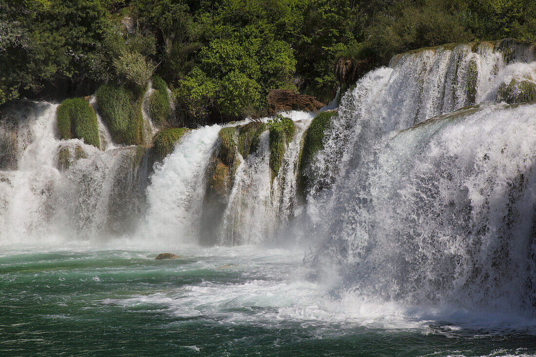 Wasserfälle im Krka-Nationalpark; Sibenik, Dalmatien, Kroatien