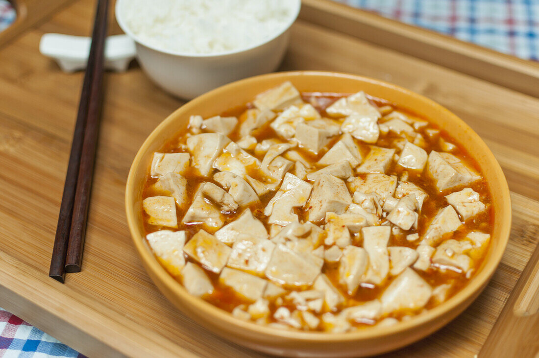 Geschmorter chinesischer Tofu; Wuhan, Provinz Hubei, China