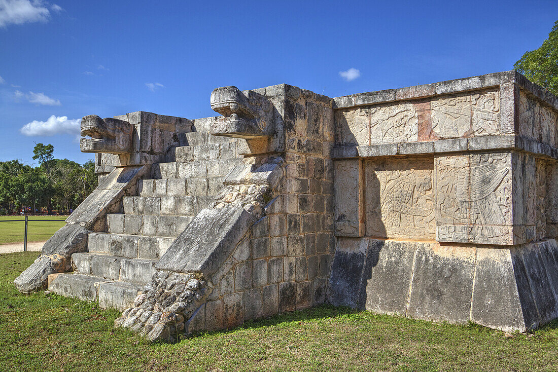 Plattform der Adler und Jaguare, Chichen Itza; Yucatan, Mexiko