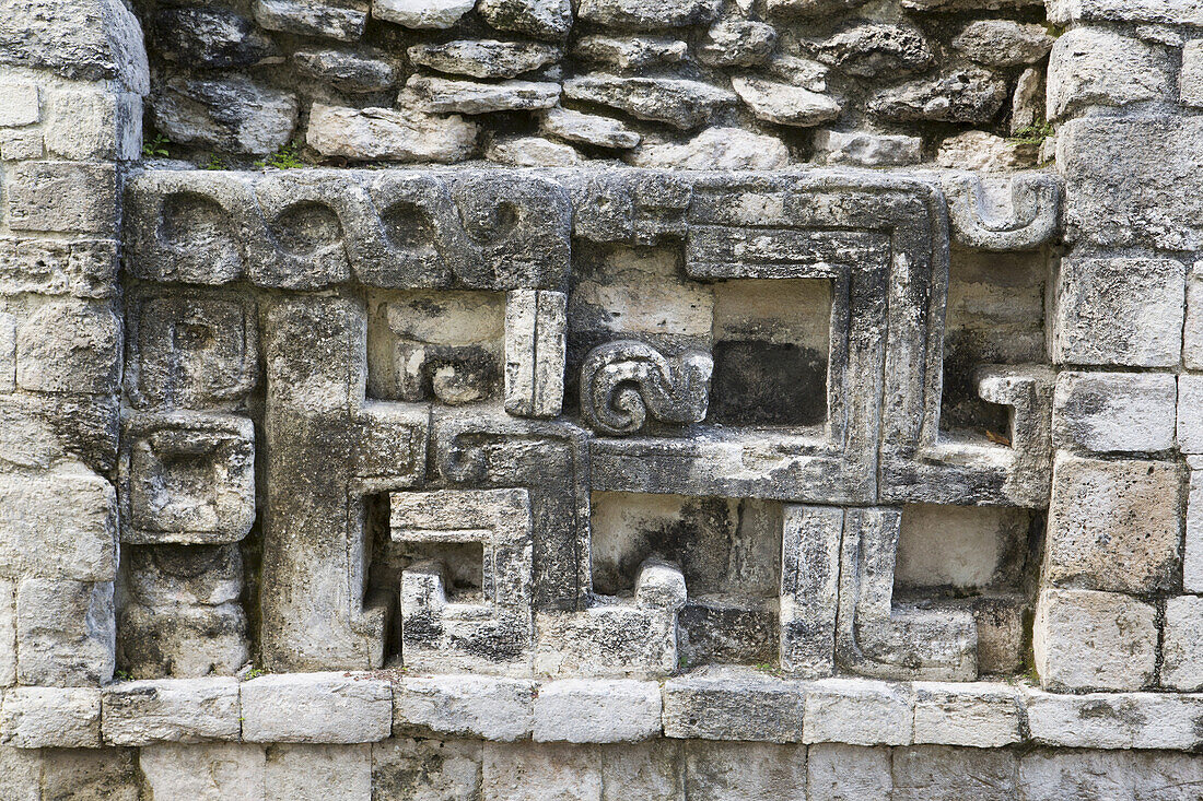 Skulpturenrelief, Becan, Maya-Ruinen; Campeche, Mexiko