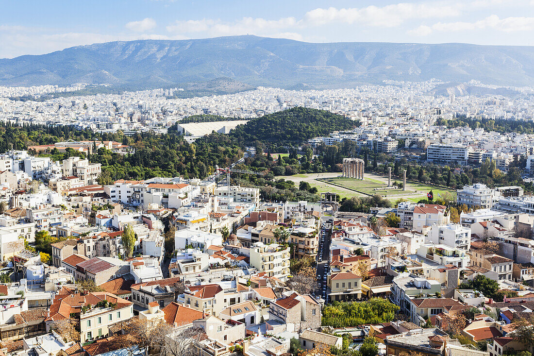Blick vom Tempel des olympischen Zeus; Athen, Griechenland