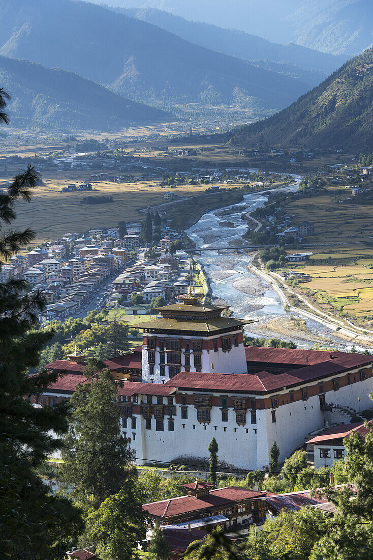 Rinpung Dzong im Paro-Tal; Paro, Bhutan