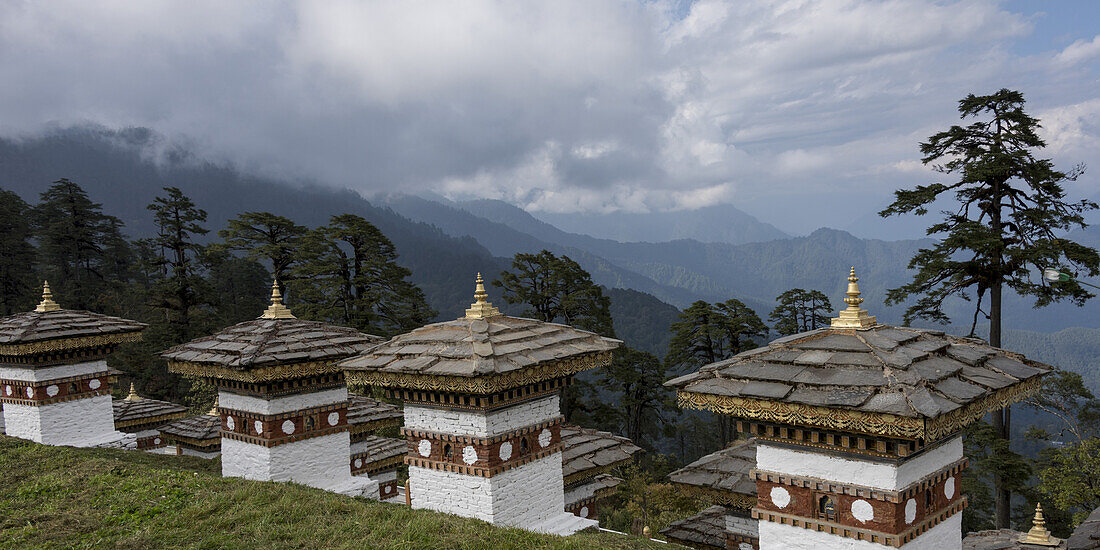 Druk Wangyal Khang Zhang Chortens; Bhutan