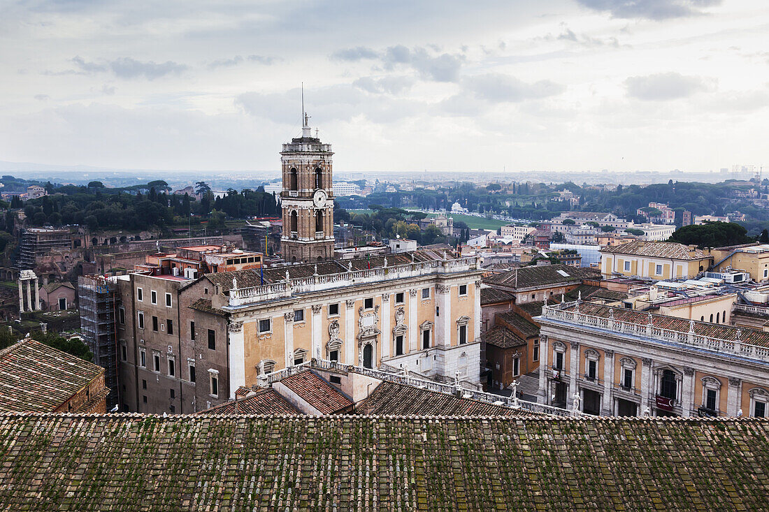 Blick vom Dach der Basilika St. Maria vom Himmelsaltar; Rom, Italien