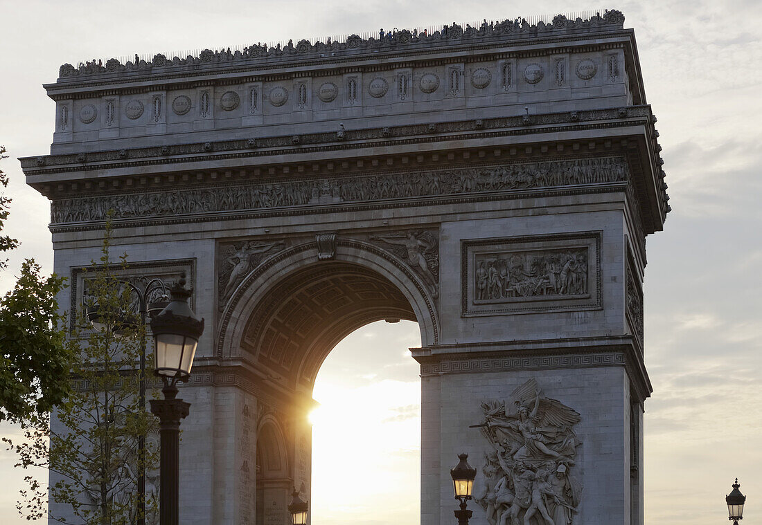 Arc De Triomphe; Paris, Frankreich