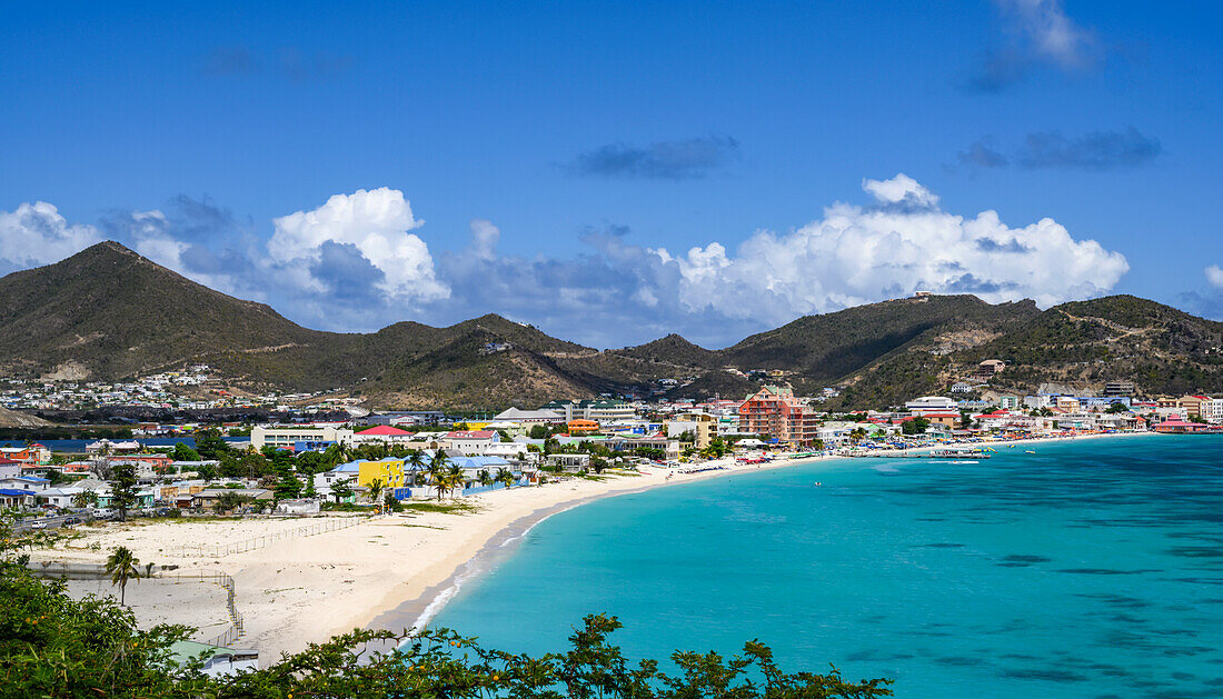 Strand und Uferpromenade in Philipsburg; Philipsburg, Sint Maarten, St. Martin