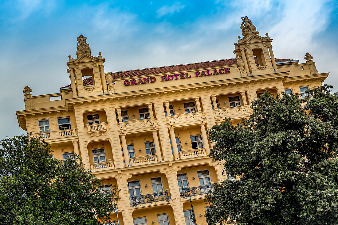 Grand Hotel Palace im Lungomare; Opatija, Gespanschaft Primorje-Gorski Kotar, Kroatien
