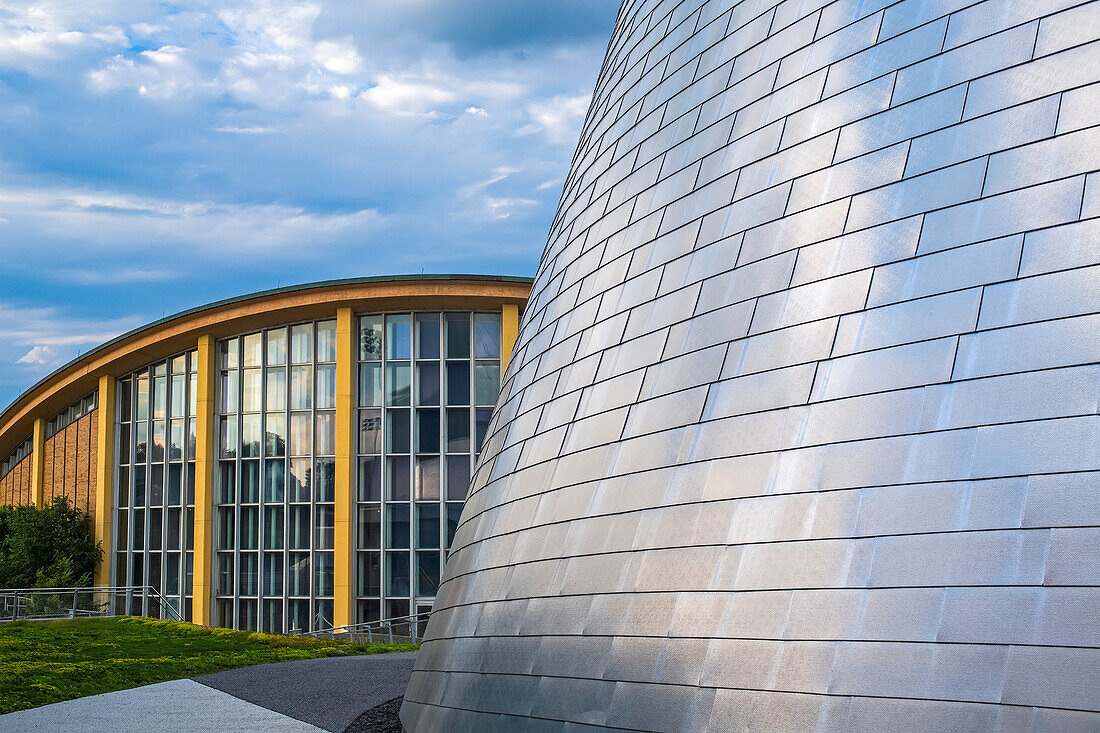 Rio Tinto Alcan Planetarium and Centre Pierre Charbonneau; Montreal, Quebec, Canada