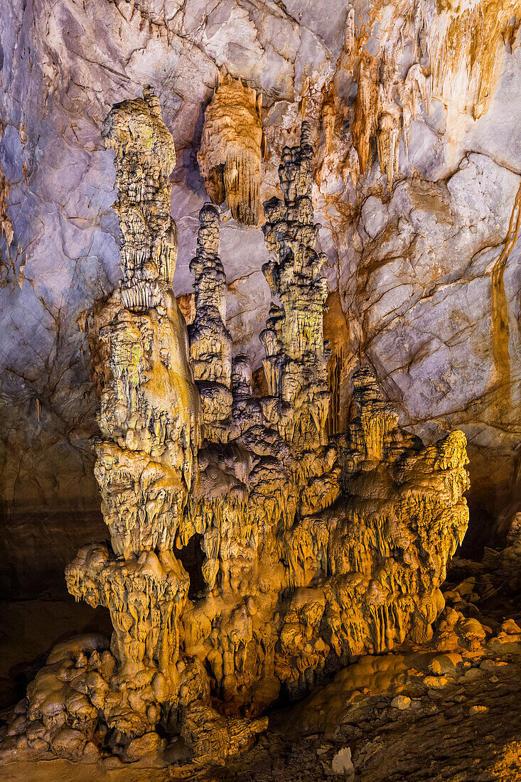 Paradise Cave, Phong Nha-Ke Bang National Park; Phong Nha, Quang Binh Province, Vietnam