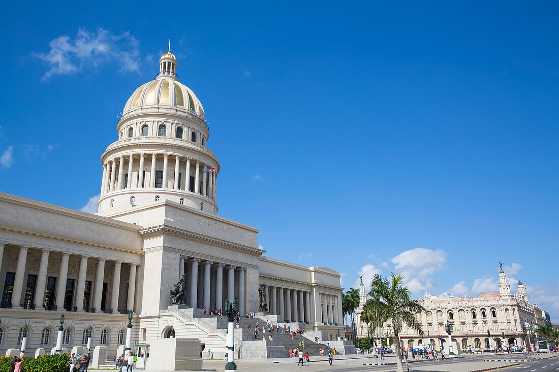 Capitol Building with tourists on the steps out front, Unesco world heritage site, Old Town; Havana, Cuba