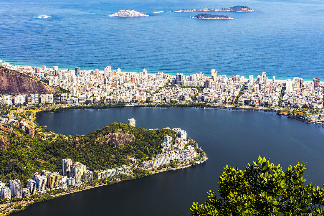 A view of the Rodrigo de Freitas Lagoon and coast of Rio de Janeiro, a UNESO world heritage site; Rio de Janeiro, Rio de Janeiro, Brazil