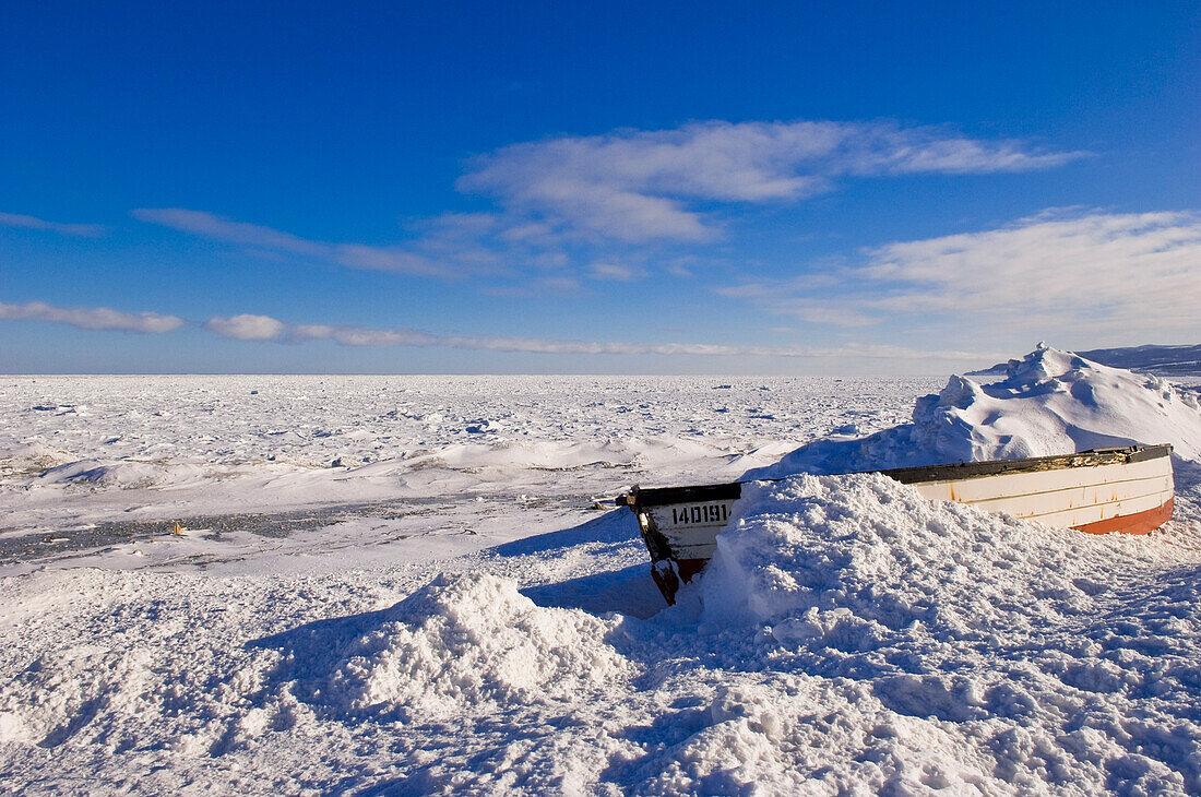 Boot im Schneetreiben, Gaspasie, Québec, Kanada