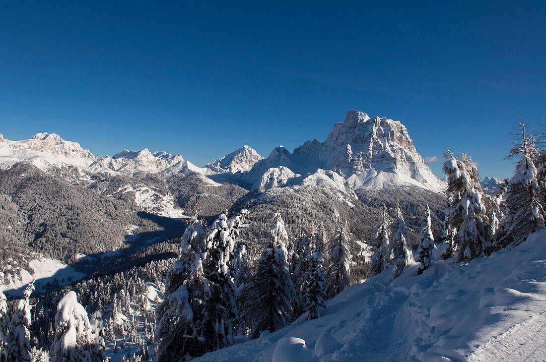 Alleghe, Provinz Belluno, Venetien, Dolomiten, Italien