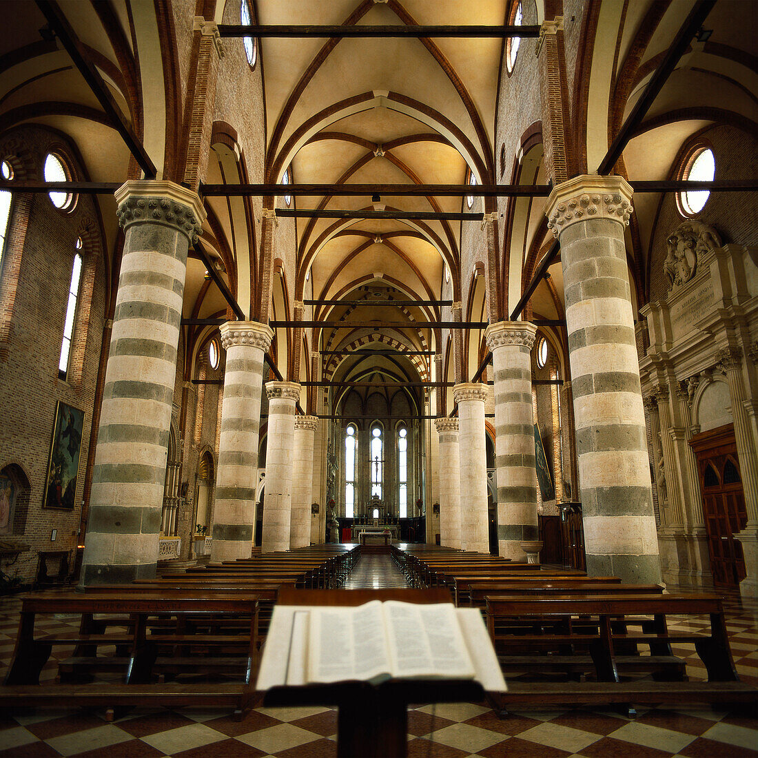 Interior of Church, San Lorenzo, Vicenza, Veneto, Italy