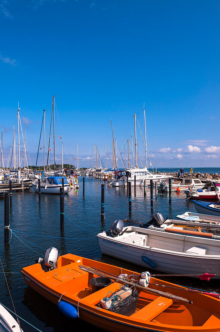 Boote im Hafen, Aeroskobing, Aero Island, Halbinsel Jütland, Region Syddanmark, Dänemark, Europa
