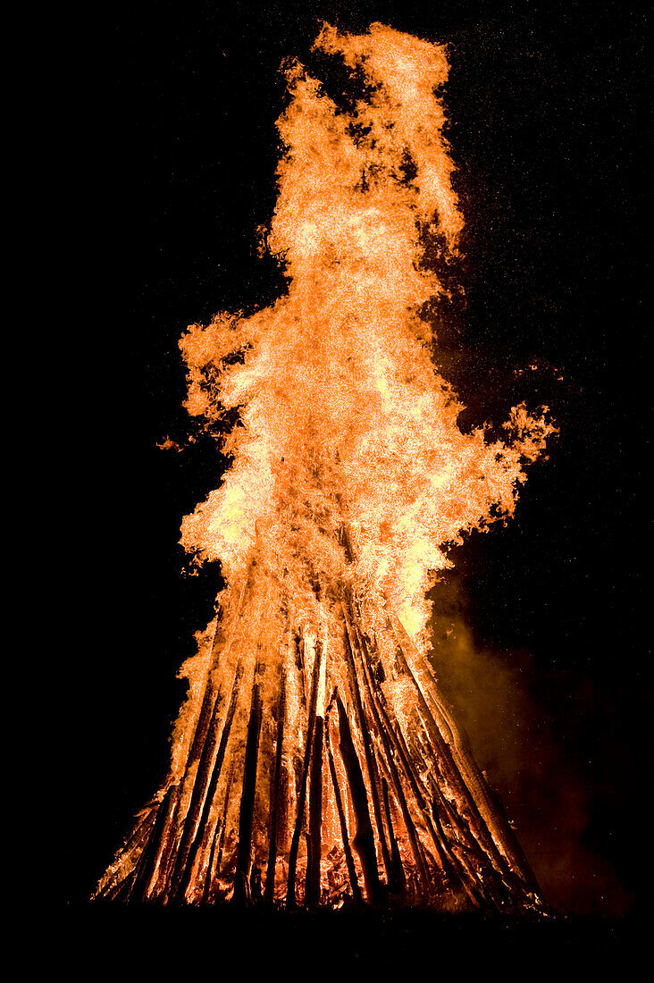 Lagerfeuer, Salzburg, Salzburger Land, Österreich