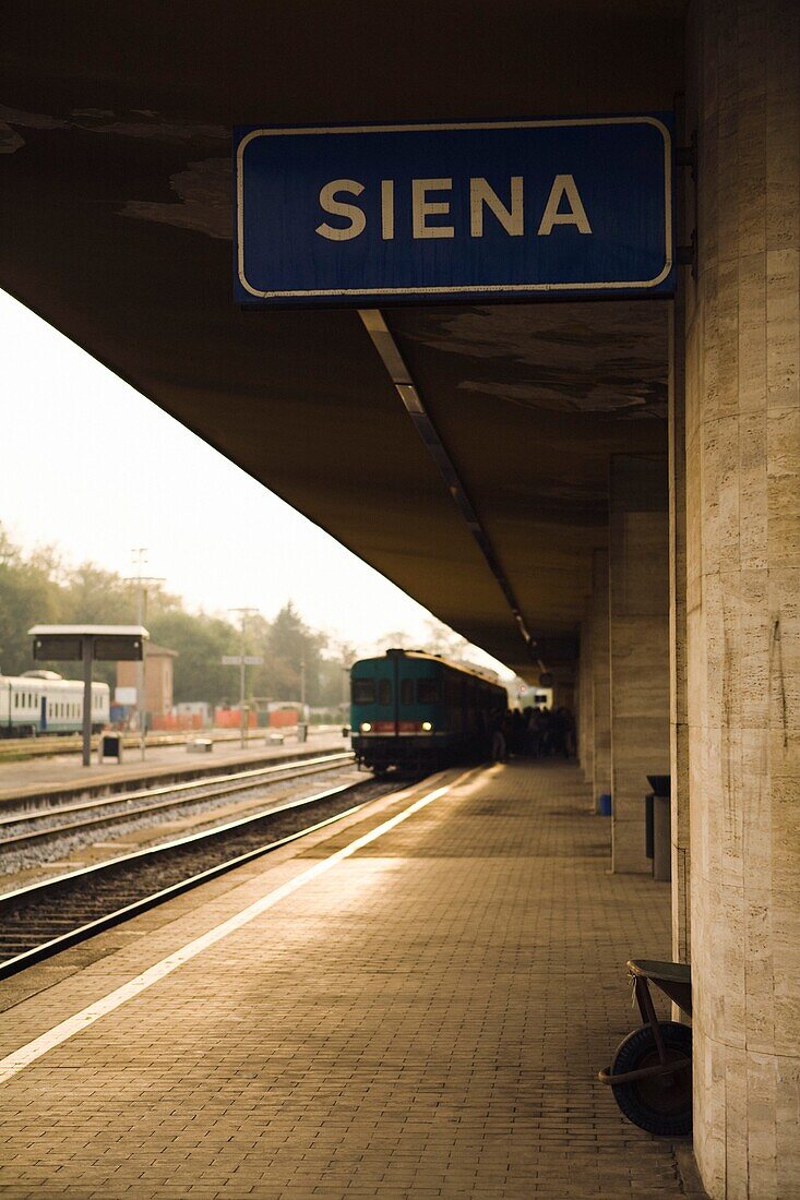 Bahnhof von Siena; Toskana, Italien