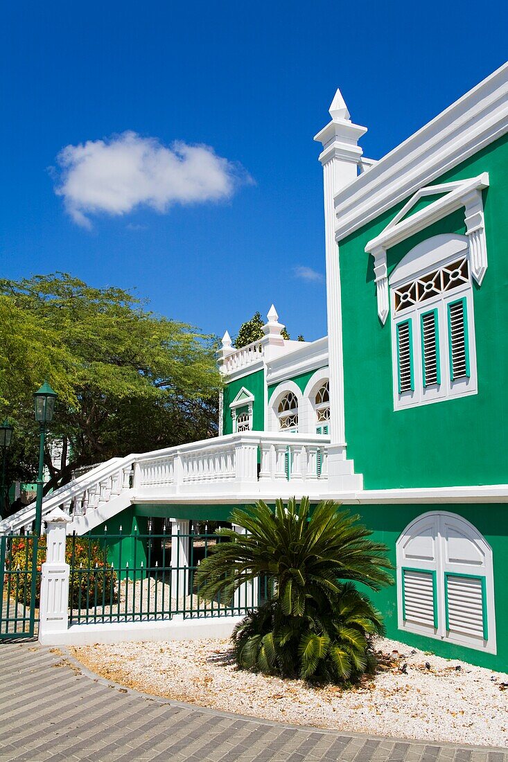 Lokale Architektur; Registro Civily Censo Gebäude, Oranjestad, Insel Aruba, Aruba, Königreich der Niederlande