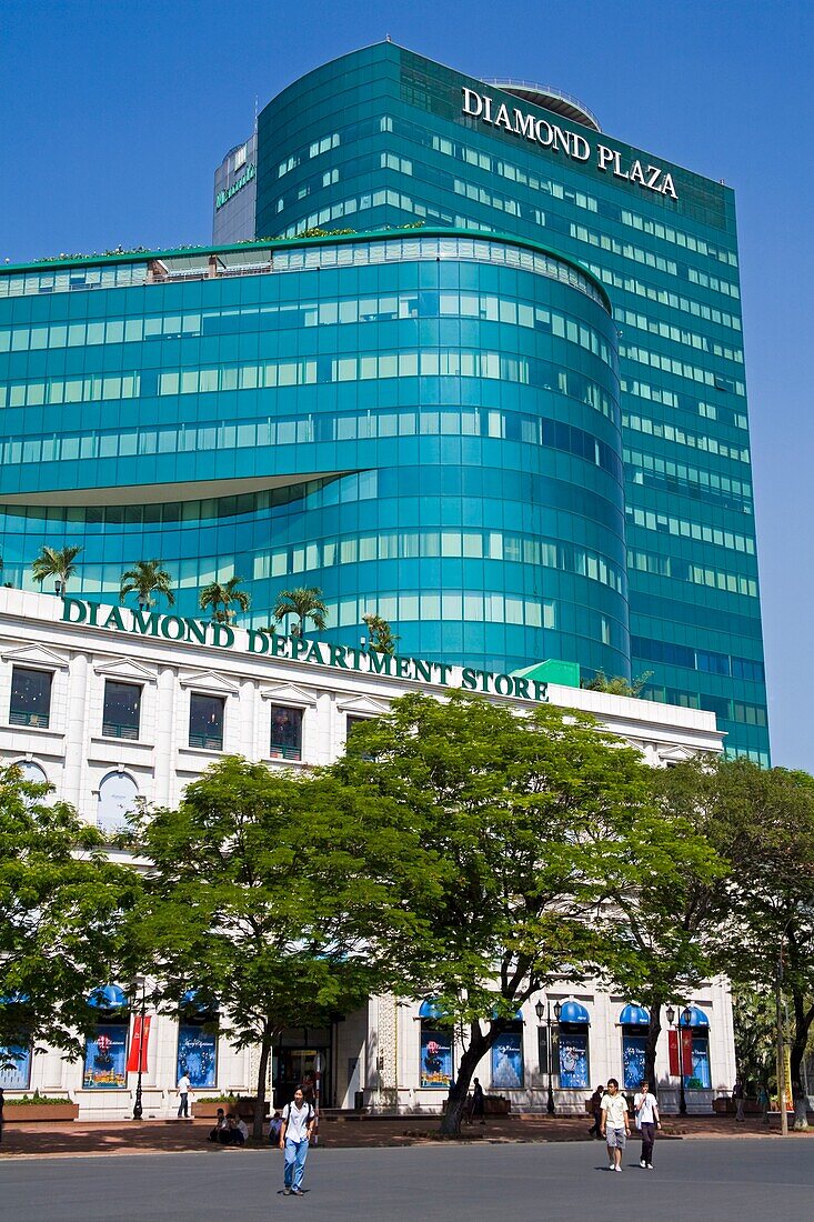 Diamond Plaza Tower und Diamond Department Store; Ho Chi Minh Stadt (Saigon), Südvietnam, Vietnam