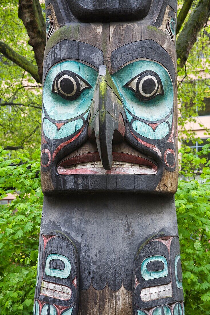 Totempfahl auf dem Pioneer Square; Seattle, Washington State, USA