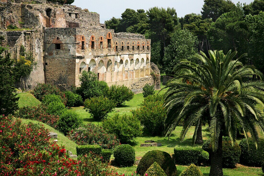 Historische italienische Ruinen, nach einem Vulkanausbruch; Pompeji, Italien