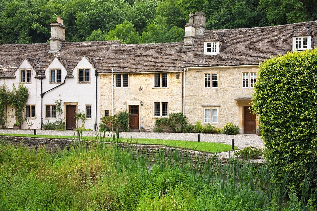 Häuser in Castle Combe, Cotswolds, Grafschaft Wiltshire, England