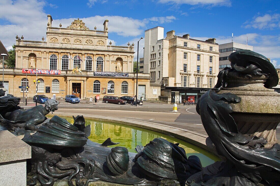 Bristol City Museum And Art Gallery, Bristol, Wiltshire County, England