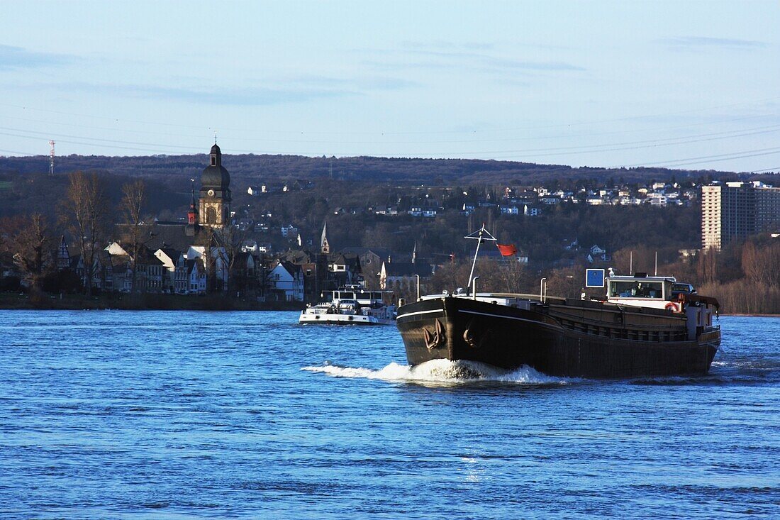 Boot auf dem Rhein, Koblenz, Rheinland-Pfalz, Deutschland