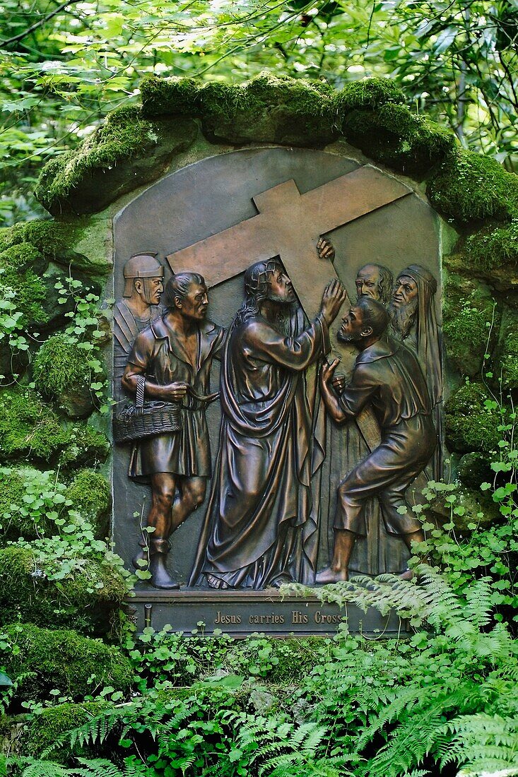 Depiction Of Christ Carrying The Cross