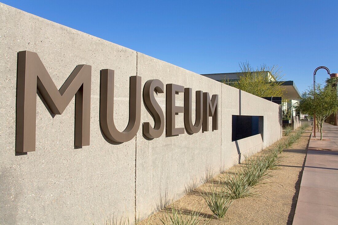 Phoenix Art Museum, Phoenix, Arizona, Usa