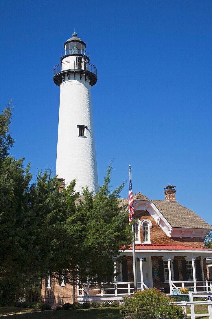 St. Simons Island Lighthouse, St. Simons Island, Georgia, Usa
